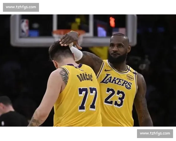 回望2012年NBA总决赛湖人对热火巅峰对决的攻防史诗与传奇瞬间